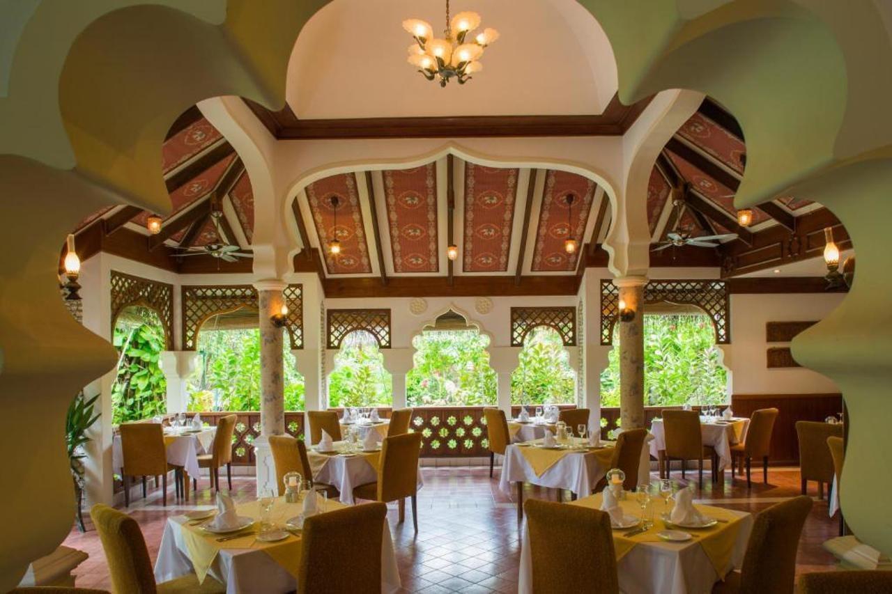 Kuramathi Maldives Hotel Rasdhoo Exterior foto