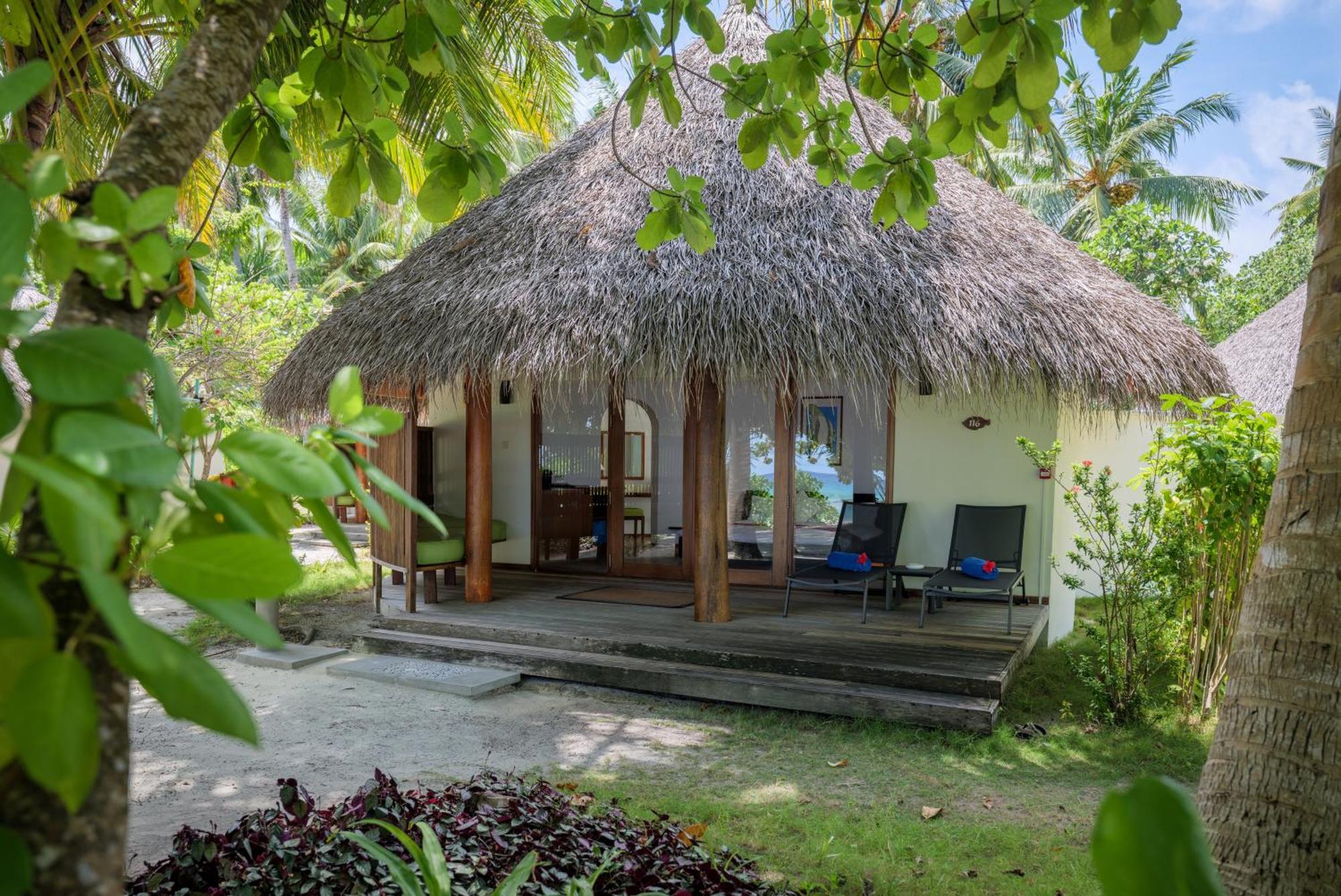 Kuramathi Maldives Hotel Rasdhoo Exterior foto