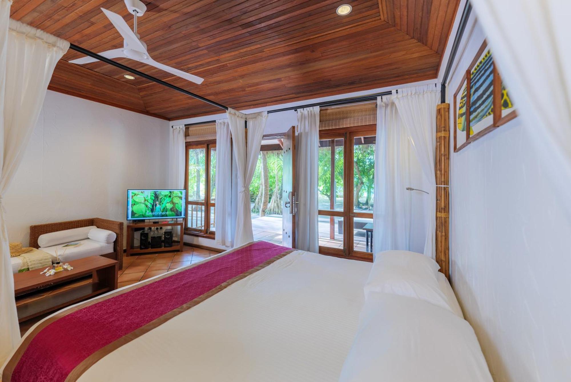Kuramathi Maldives Hotel Rasdhoo Exterior foto